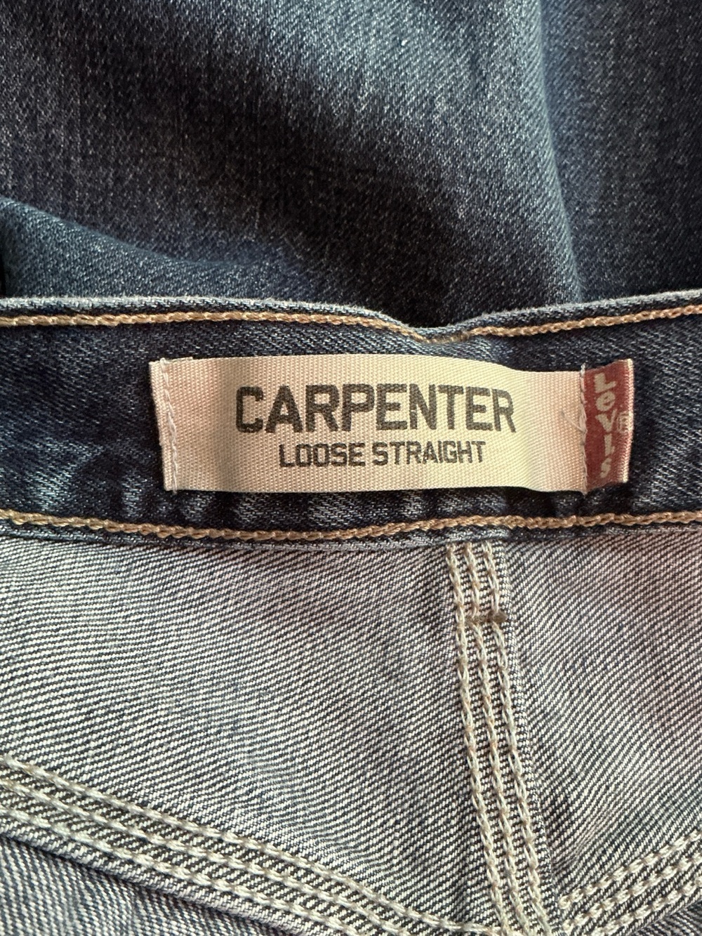 LEVI’S Relaxed Carpenter Jeans 36 X 30 Medium Wash $80 Retail - Picture 3 of 13